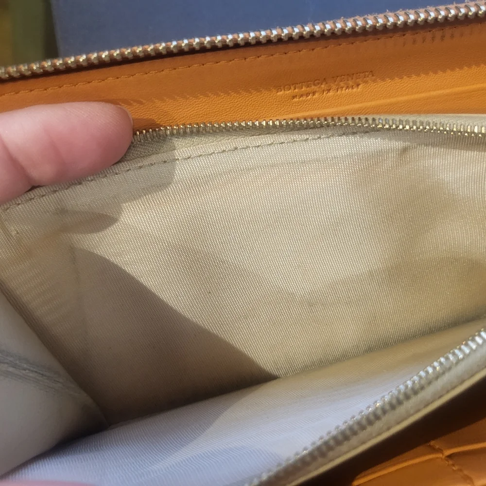 Bottega Venetta zippy wallet - Picture 5 of 16